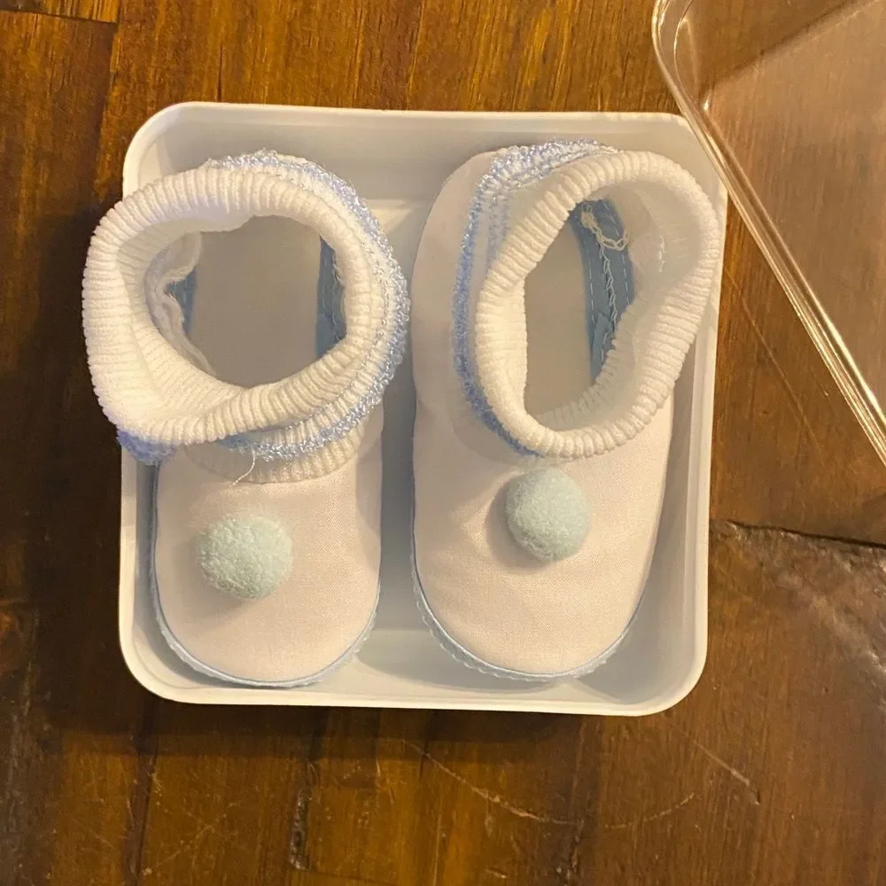 Vintage White and Blue Baby Booties